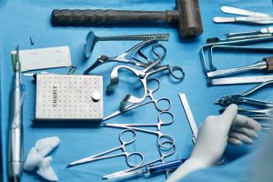 Reoperation, reamputation, and new ulceration following complete or partial toe amputation among diabetic and non-diabetic patients